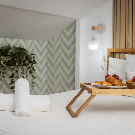 Wonderstays Maribel Apartment